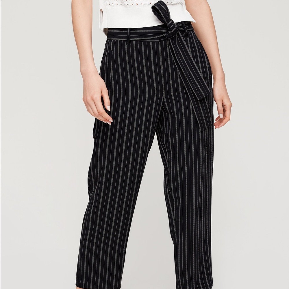 Aritzia tie front pant in size 4 (colour as pictured in second photo) - Picture 1 of 2